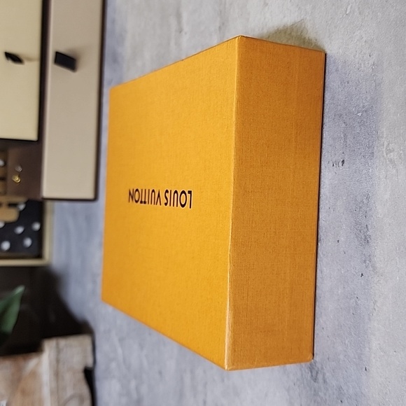Louis Vuitton Box - Picture 3 of 6